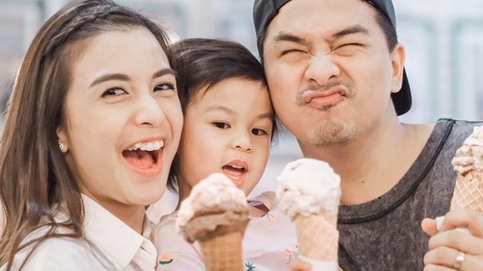 Artis-artis yang menjadi Sorotan Karena Pindah Agama