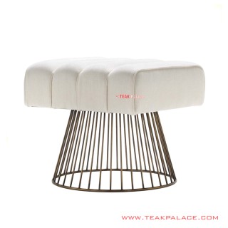 Stool Mewah Kaki Besi Venezia Putih Minimalis
